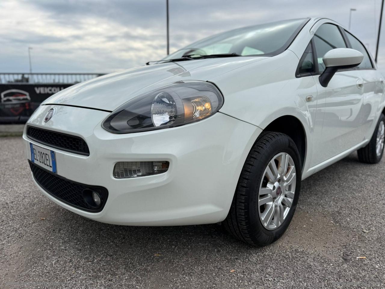 FIAT Punto 1.4 5p. EMOTION Natural Power