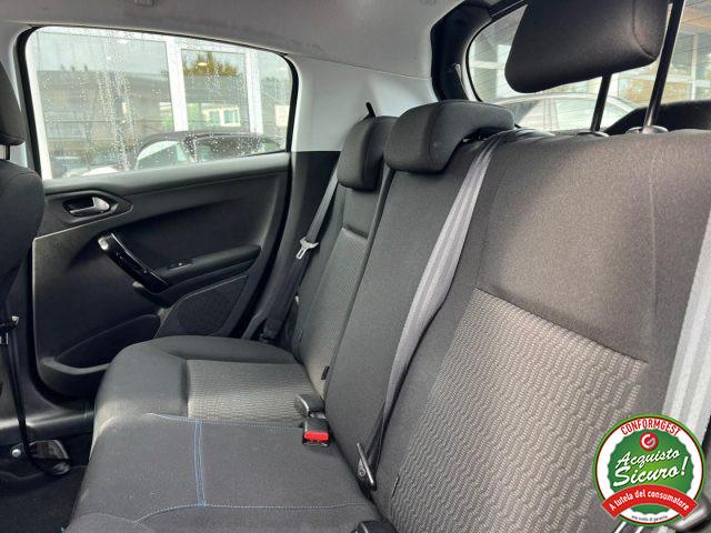 PEUGEOT 208 1° serie PureTech 82 5 porte Allure
