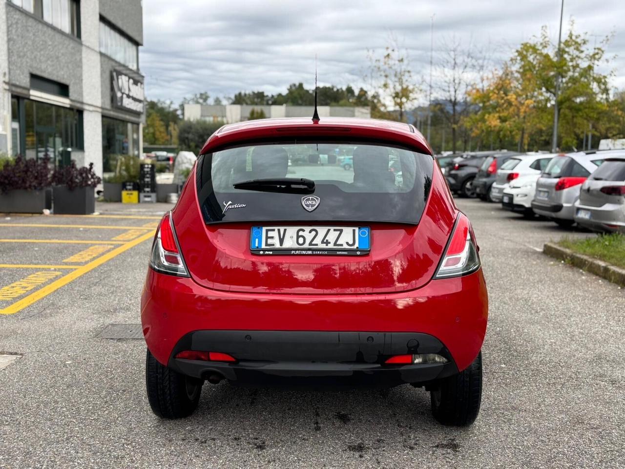 Lancia Ypsilon 0.9 TwinAir *NEOPATENTATI*METANO*