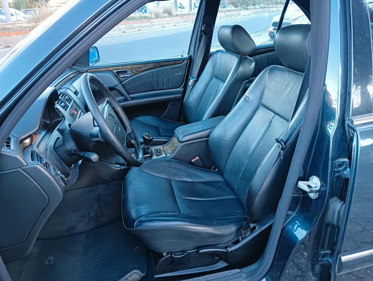 Mercedes-benz E 250 E 250 turbodiesel cat Avantgarde