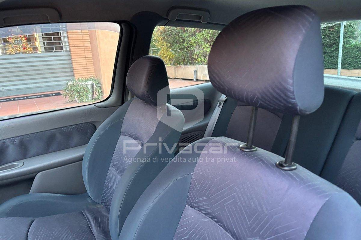 RENAULT Clio 1.2 16V cat 3 porte Dynamique