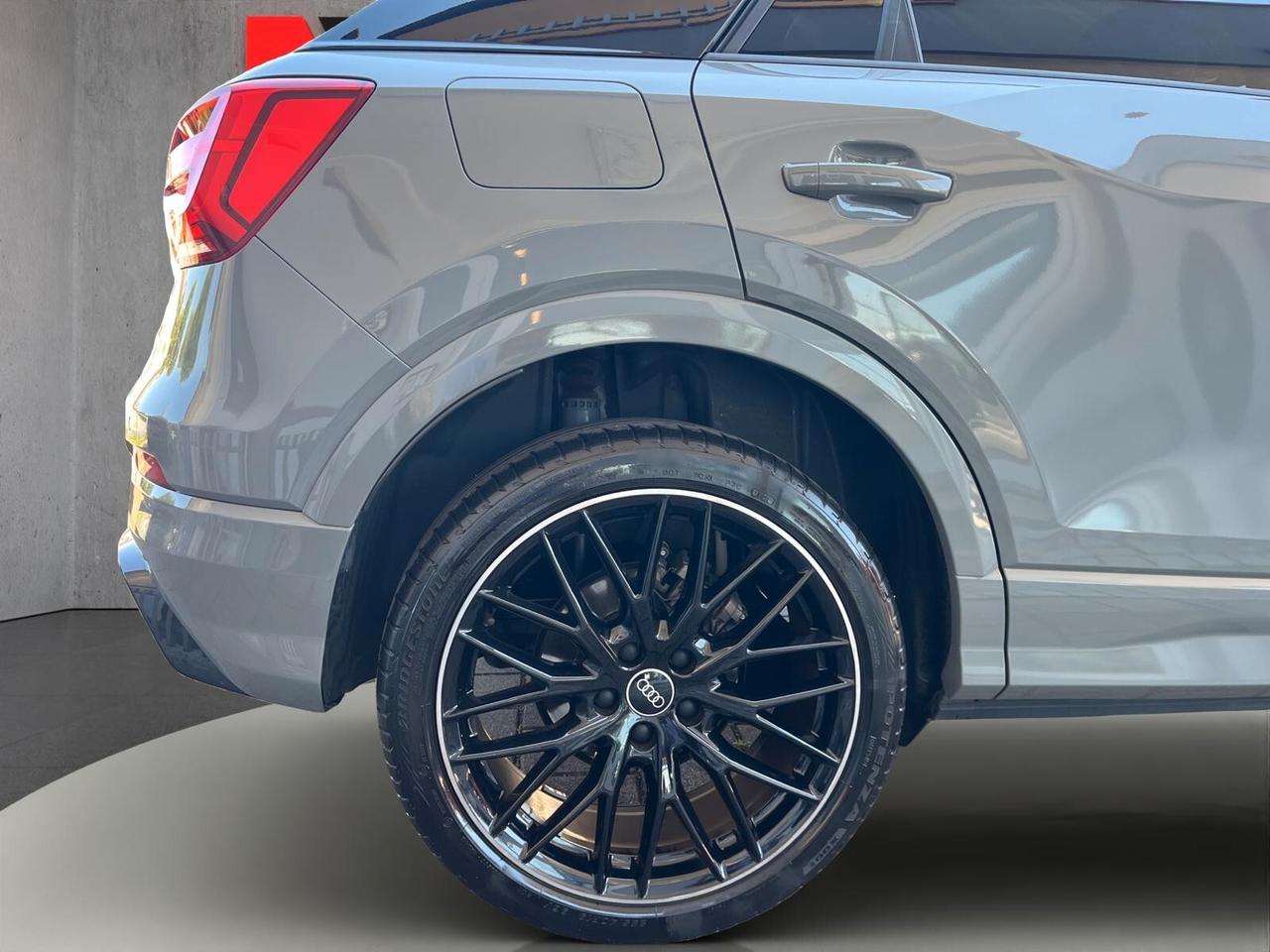 Audi Q2 1.6 TDI Identity Black 115Cv