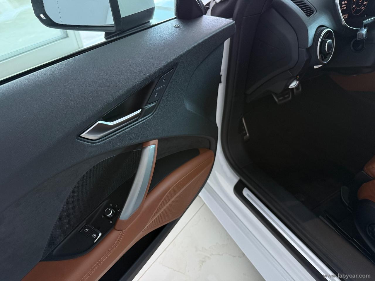 AUDI TT Coupé 40 TFSI S tronic