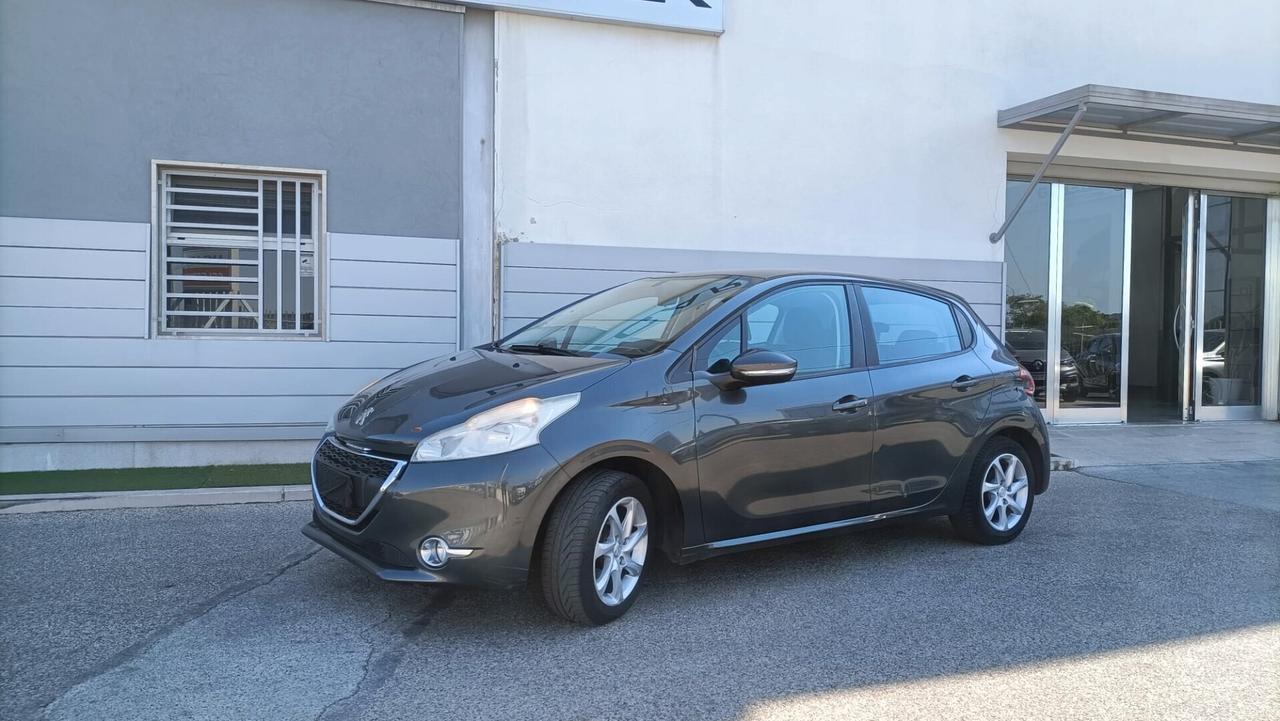 Peugeot 208 1.2 VTi 82 CV 5 porte Active