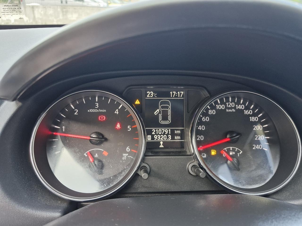 NISSAN QASHQAI 1.5 DCI DPF TEKNA ANNO 2013