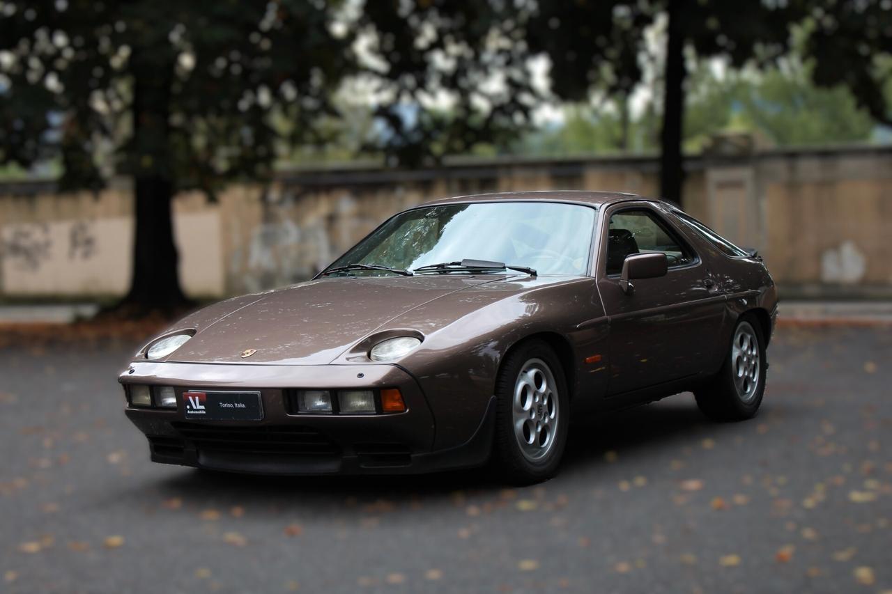 Porsche 928 S