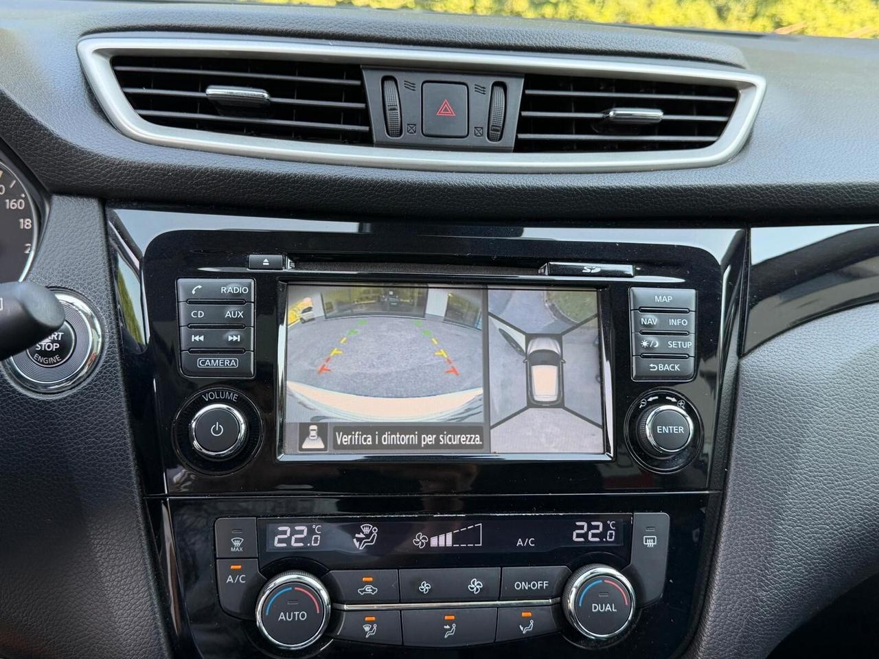 Nissan Qashqai 1.2 DIG-T Tekna TETTO PANORAMICO
