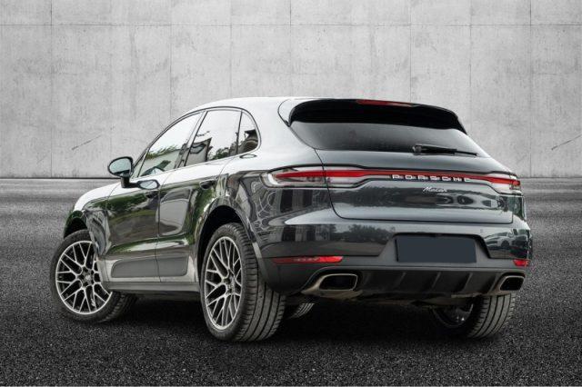 PORSCHE Macan 2.0