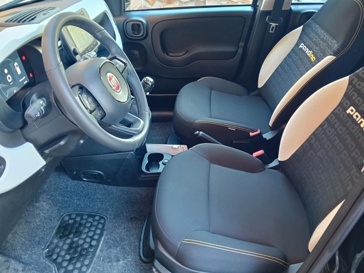 Fiat Panda 1.0 FireFly S&S Hybrid Pandina 2025