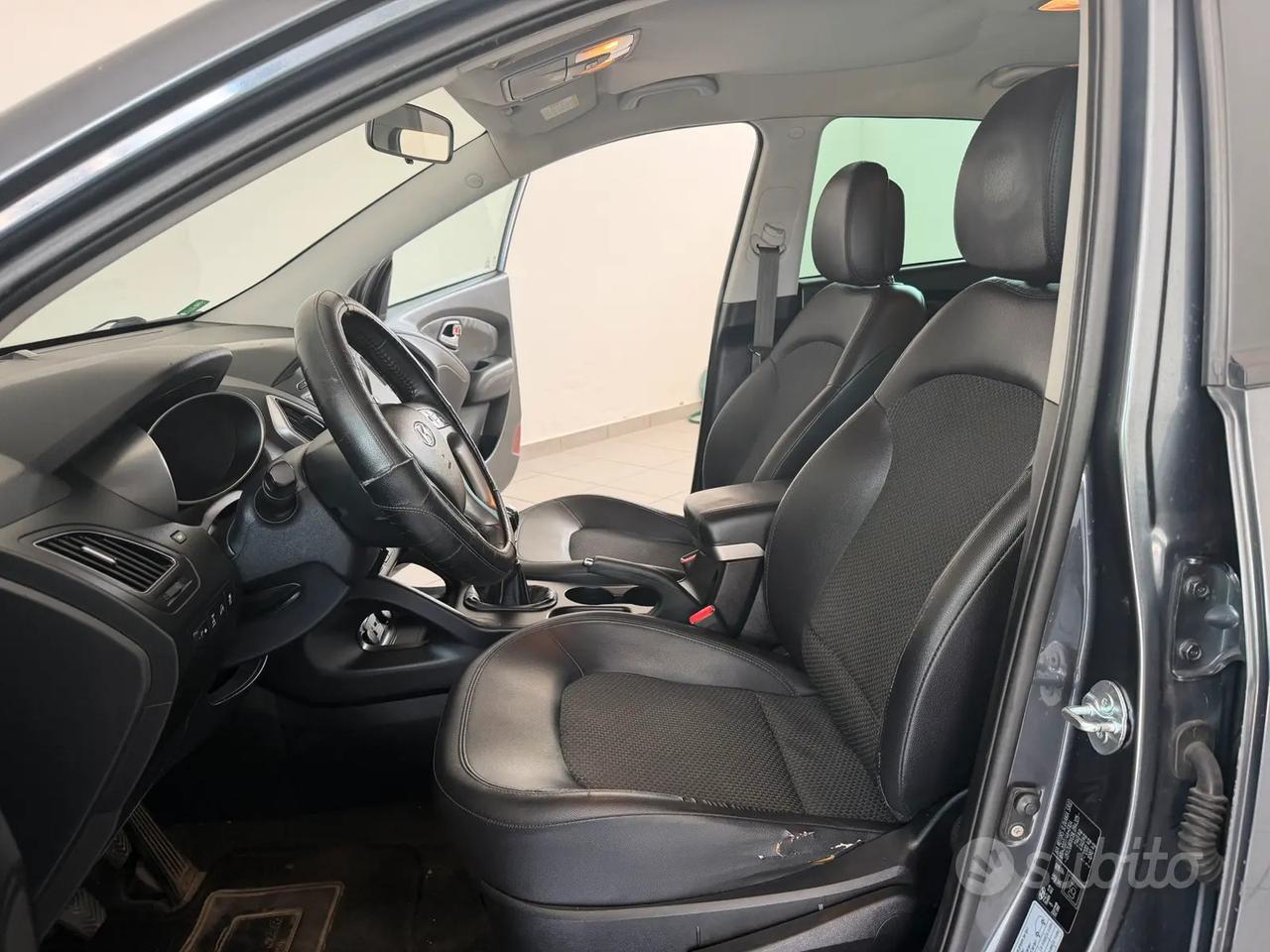 HYUNDAI Ix35