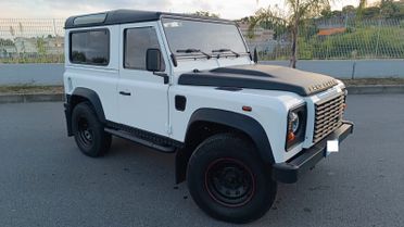 Land Rover Defender 90 2.2 TD4 Station Wagon N1