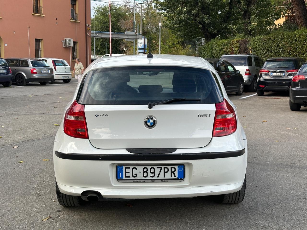 Bmw 116i cat 5 porte Eletta 140mila km