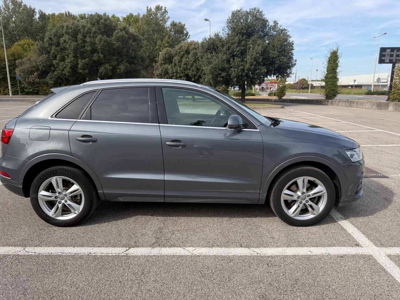 Audi Q3 2.0 TDI 150 CV quattro Business