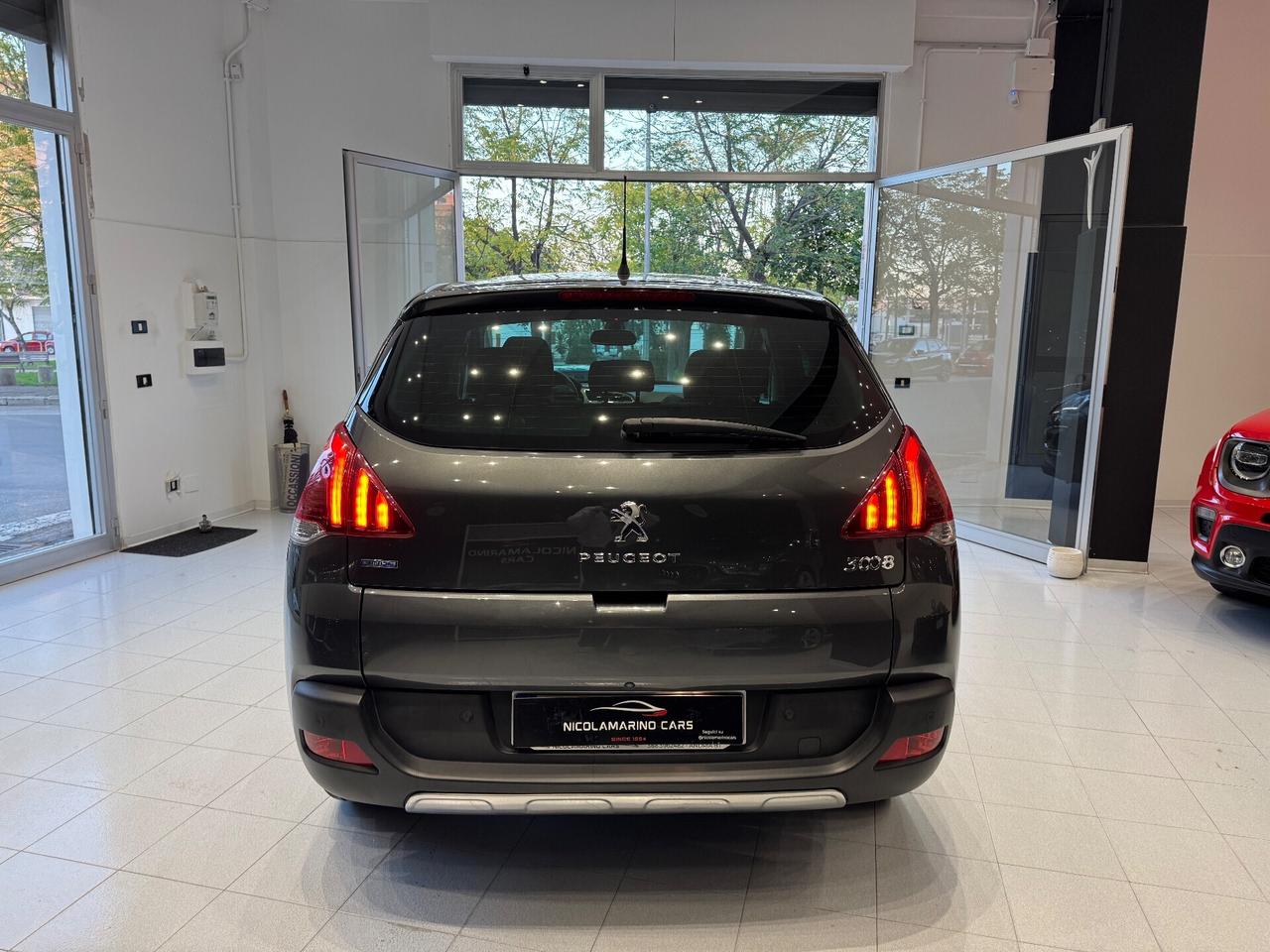 Peugeot 3008 BlueHDi Full “TETTO/NAV/RETR”