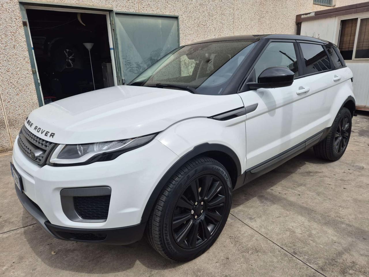 Land Rover Range Evoque 2.0 TD4 150 CV 5p. Pure