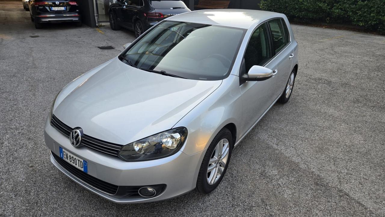 Volkswagen Golf Business 1.6 TDI 5p. Highline Neop