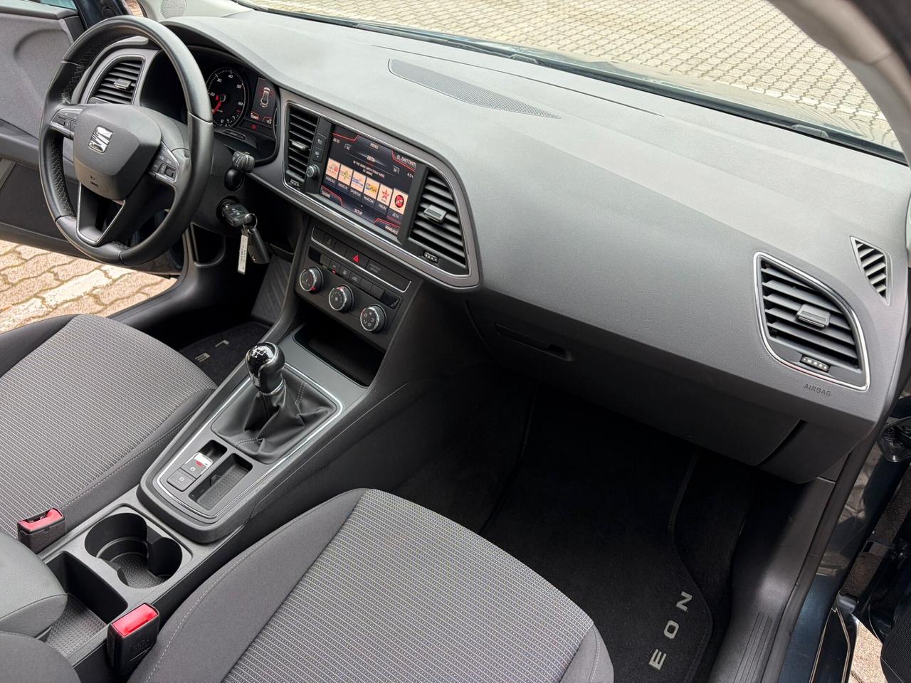 SEAT Leon ST 1.6 tdi 115cv my19 GRANDINATA