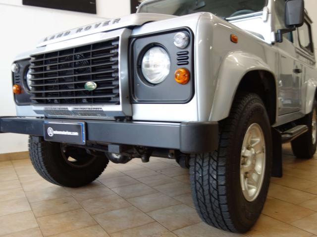 Land Rover Defender 90 TD4 SE 95000 KM