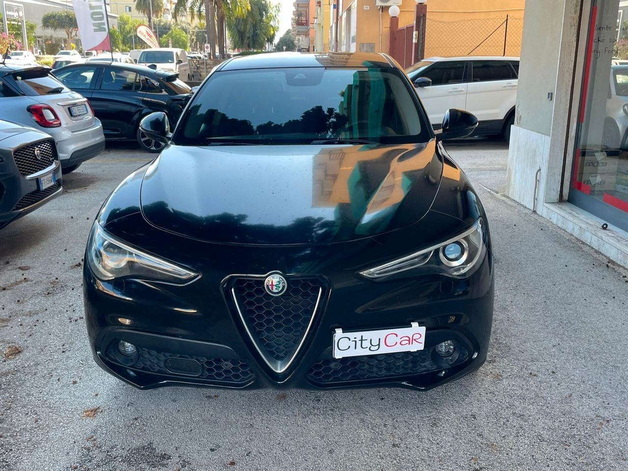 Alfa Romeo Stelvio 2.2 Turbodiesel 180 CV AT8 RWD Business