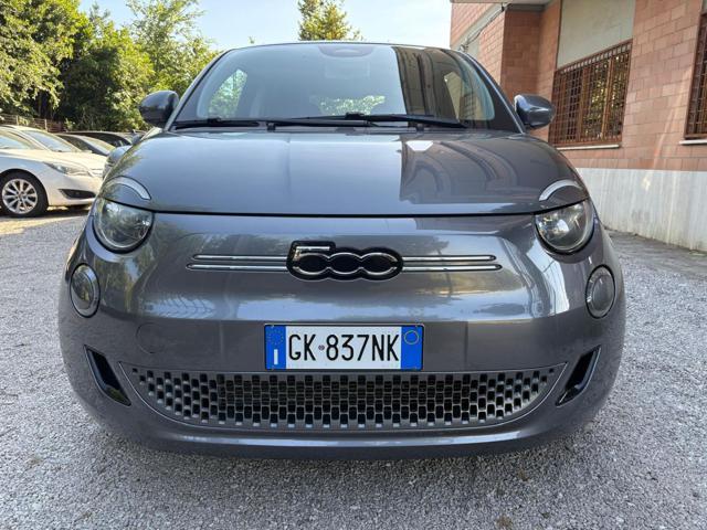 FIAT 500e 3+1 42 kWh Icon
