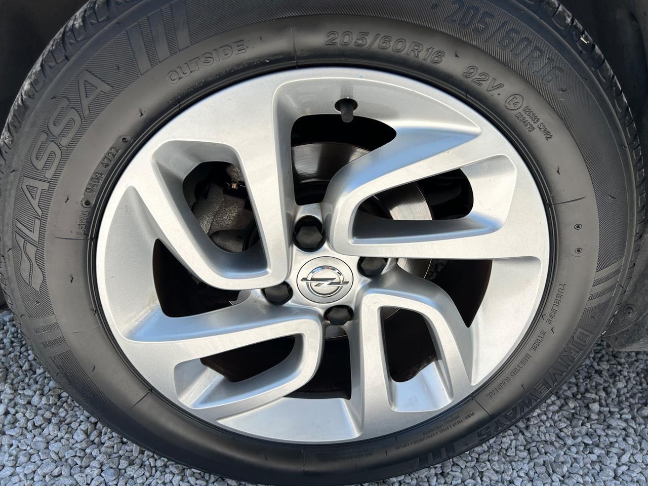 Opel Crossland X 1.2 ADVANCE FULL