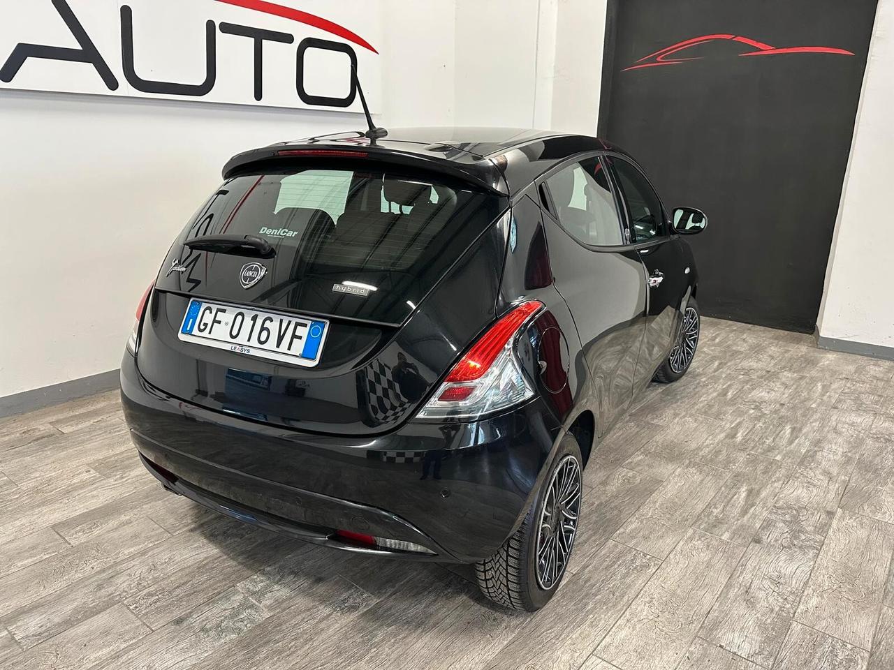 Lancia Ypsilon 1.0 FireFly 5 porte S&S Hybrid Maryne