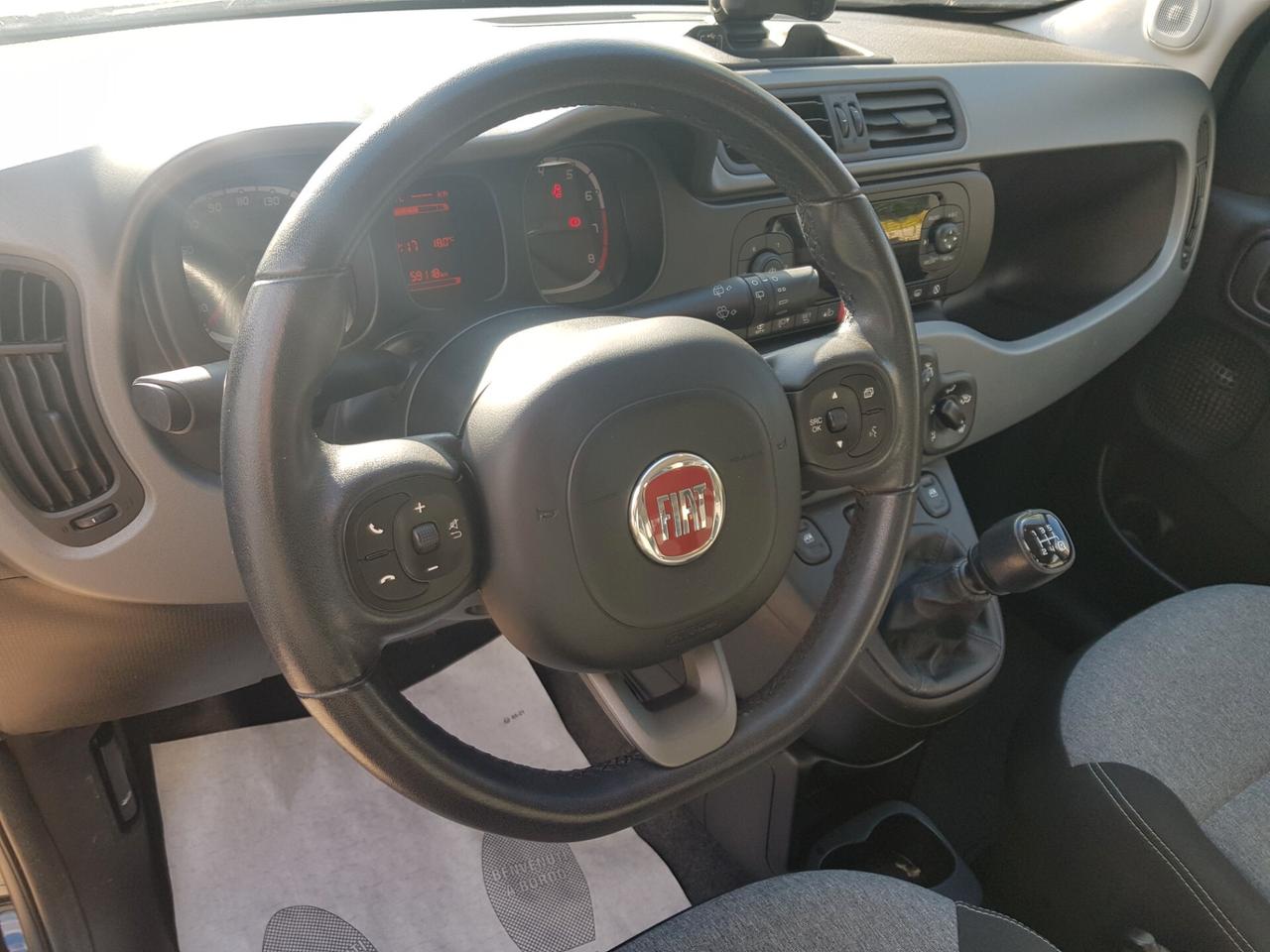 Fiat Panda 1.2 Lounge Navy Sensori Park Cerchi 5 Posti