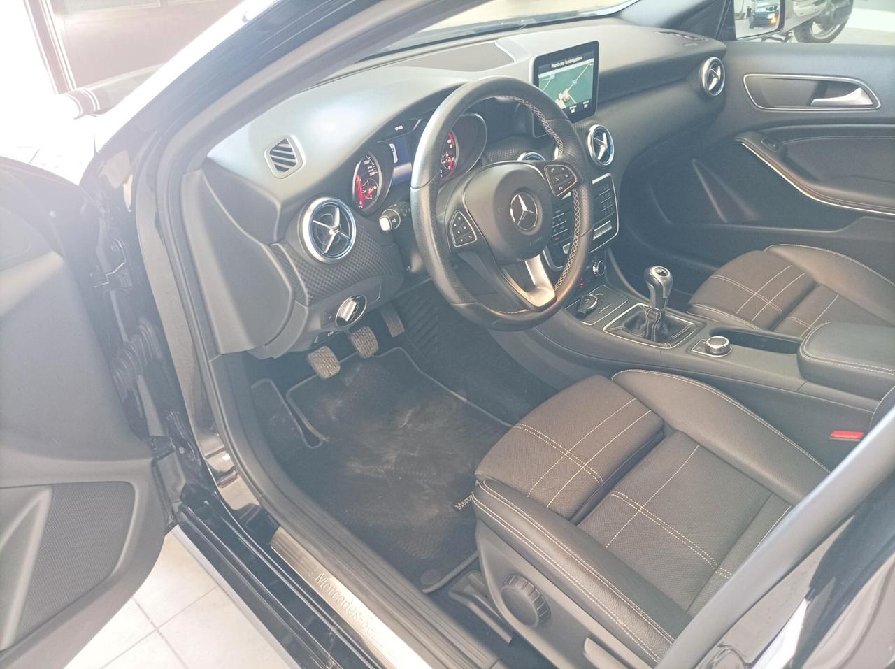 Mercedes-benz A 180 d Sport 01/2017