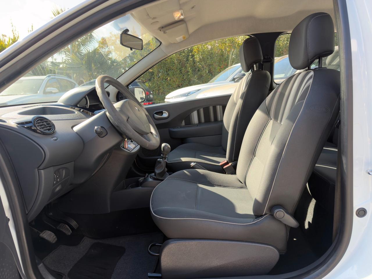 Renault Twingo 1.2 16V Night&Day