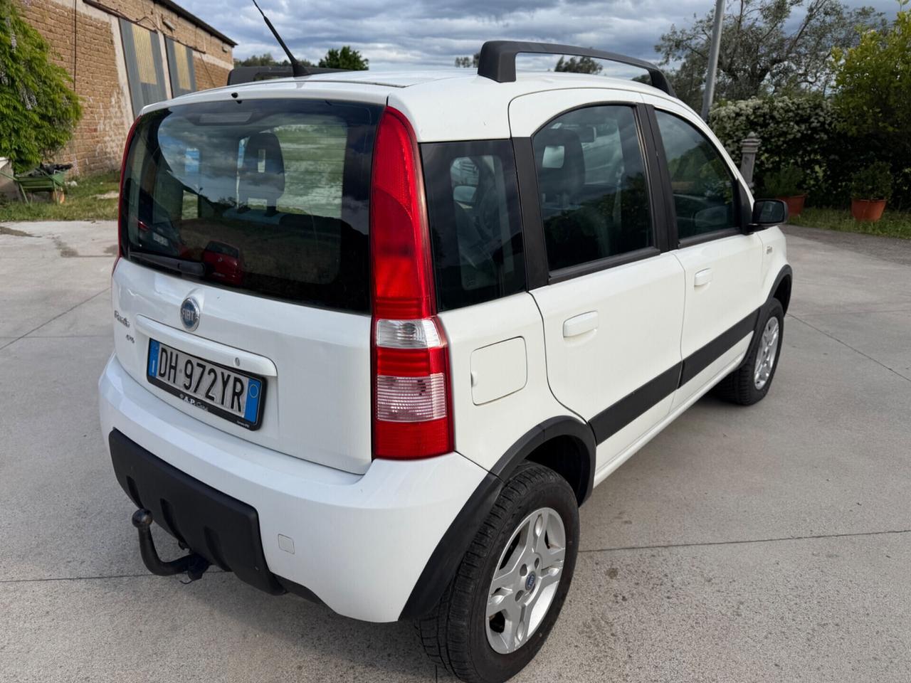 Fiat Panda 4x4 TASTO ELD GANCIO TRAINO -- 119000 km