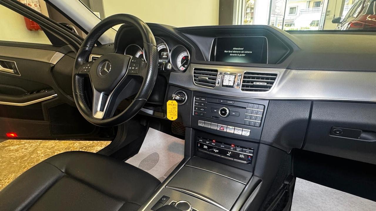 Mercedes-benz E 220 BlueTEC Premium 4matic - 2016
