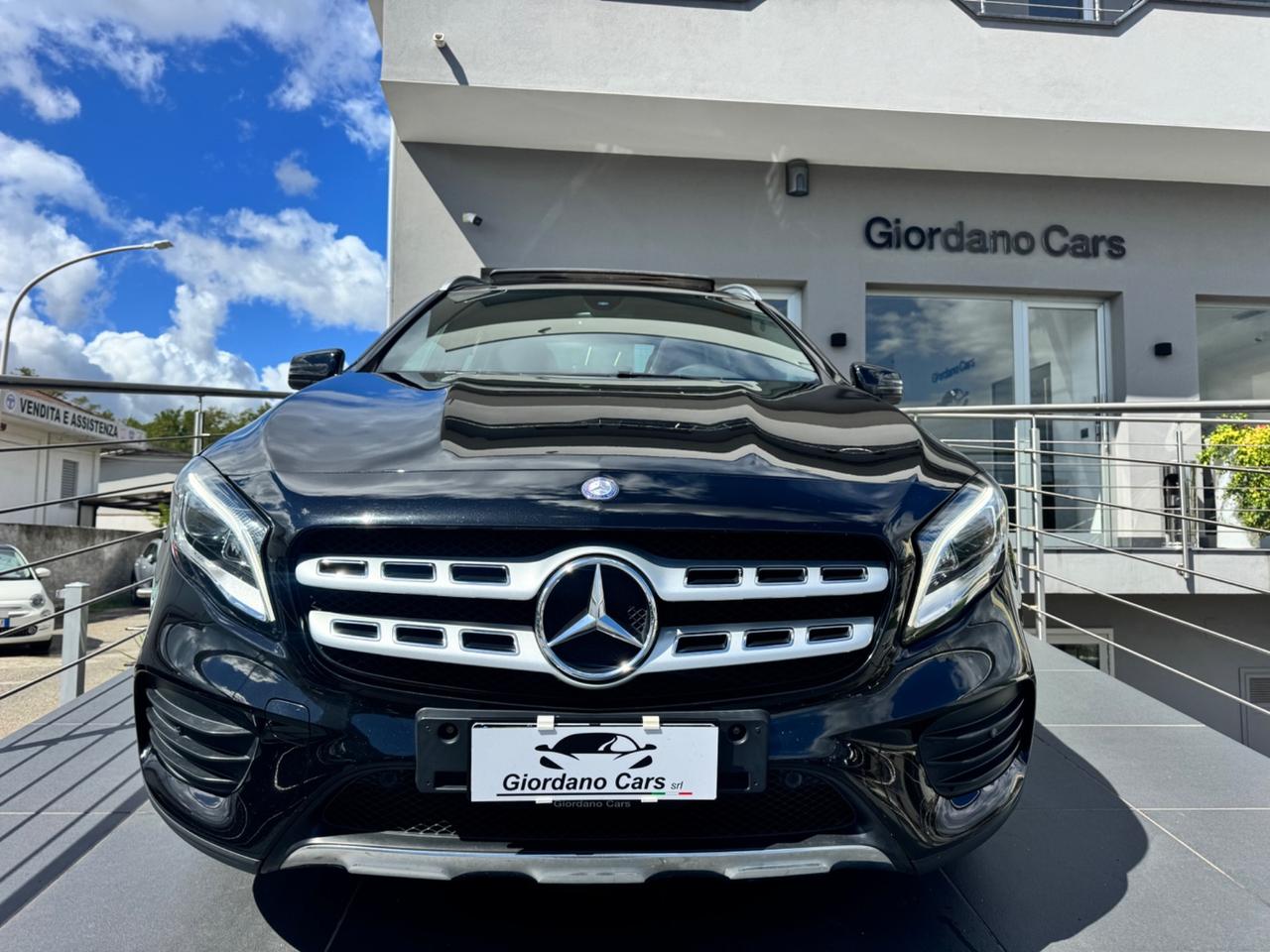 Mercedes-benz GLA 200 d Automatic Premium edition open