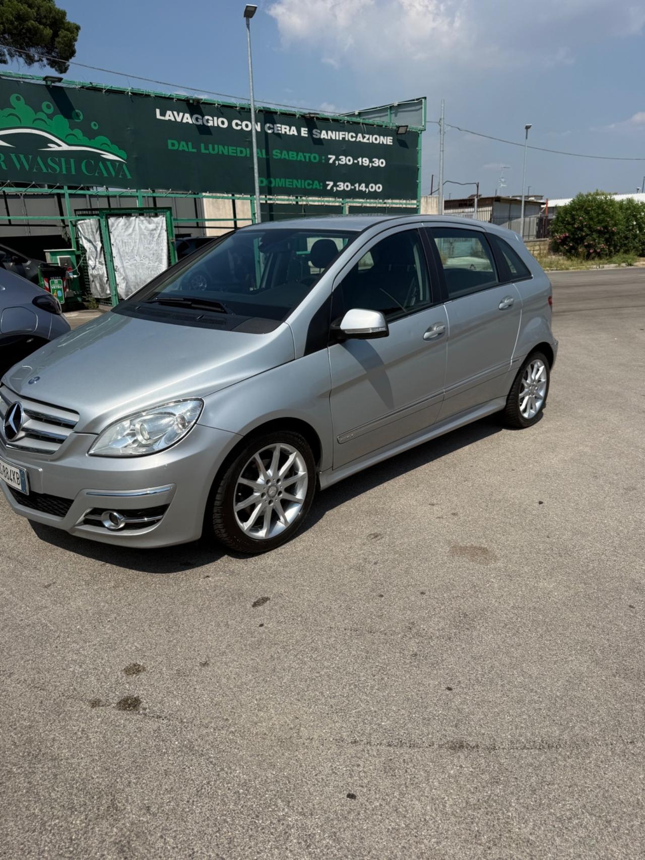 Mercedes-benz B 200 CDI Premium