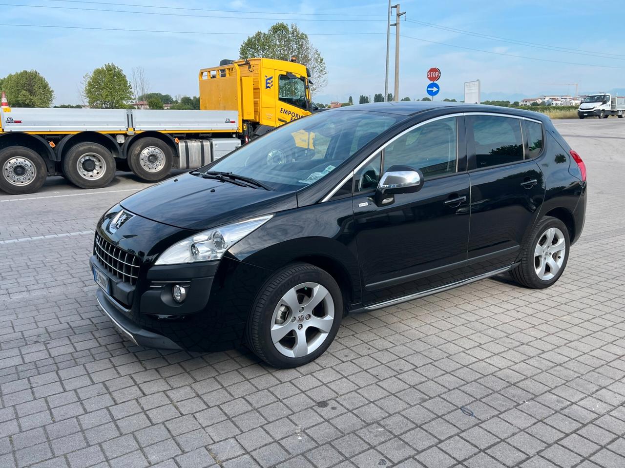 Peugeot 3008 1.6 e-HDi 115CV cambio robotizzato S.&S. Business