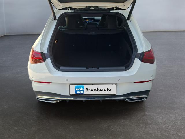 MERCEDES-BENZ CLA 200 d Automatic Shooting Brake AMG Line Premium