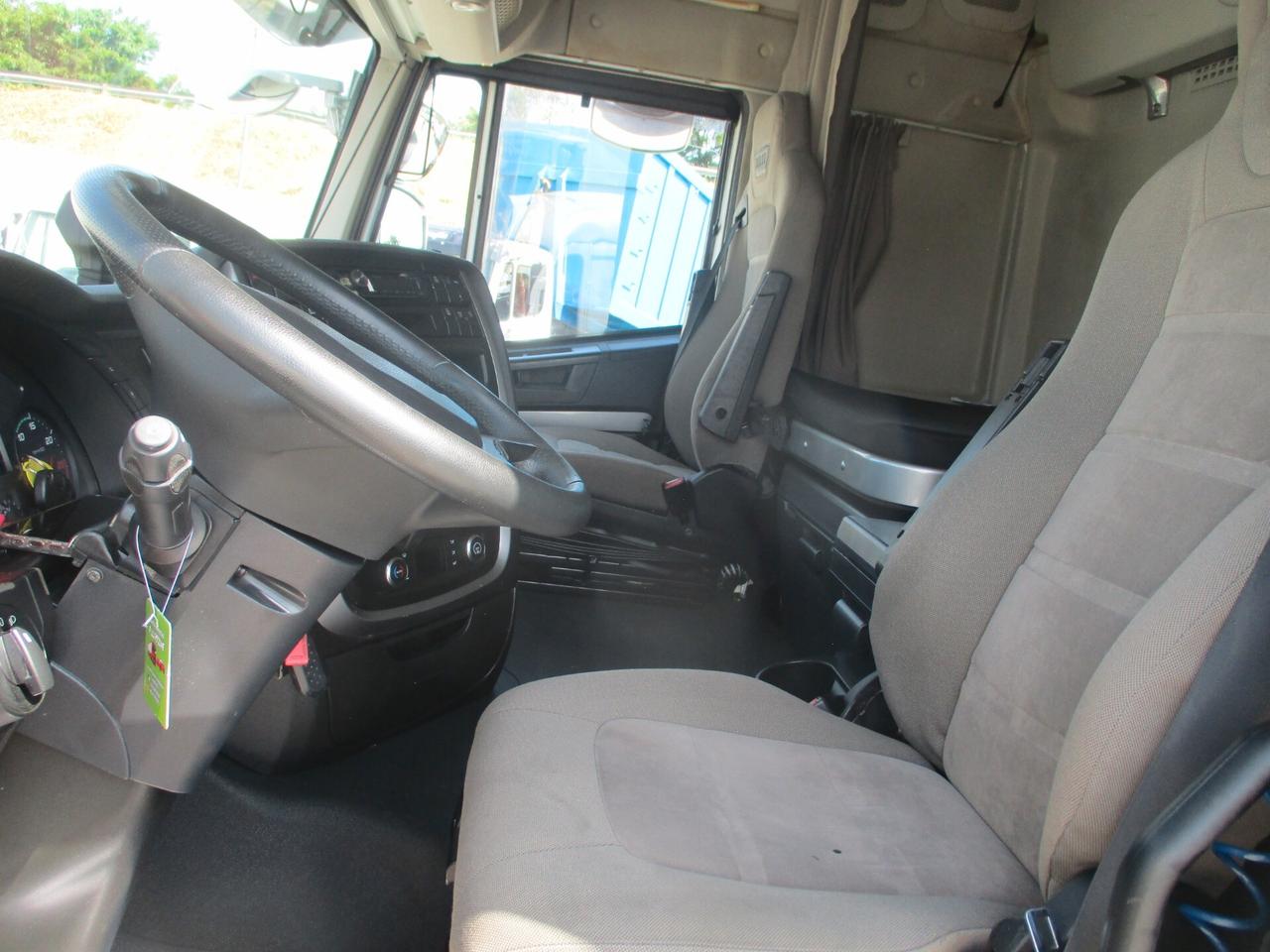 STRALIS XP 510 E6 CENTINA ALZA/ABB 7.80M ATT BIGA