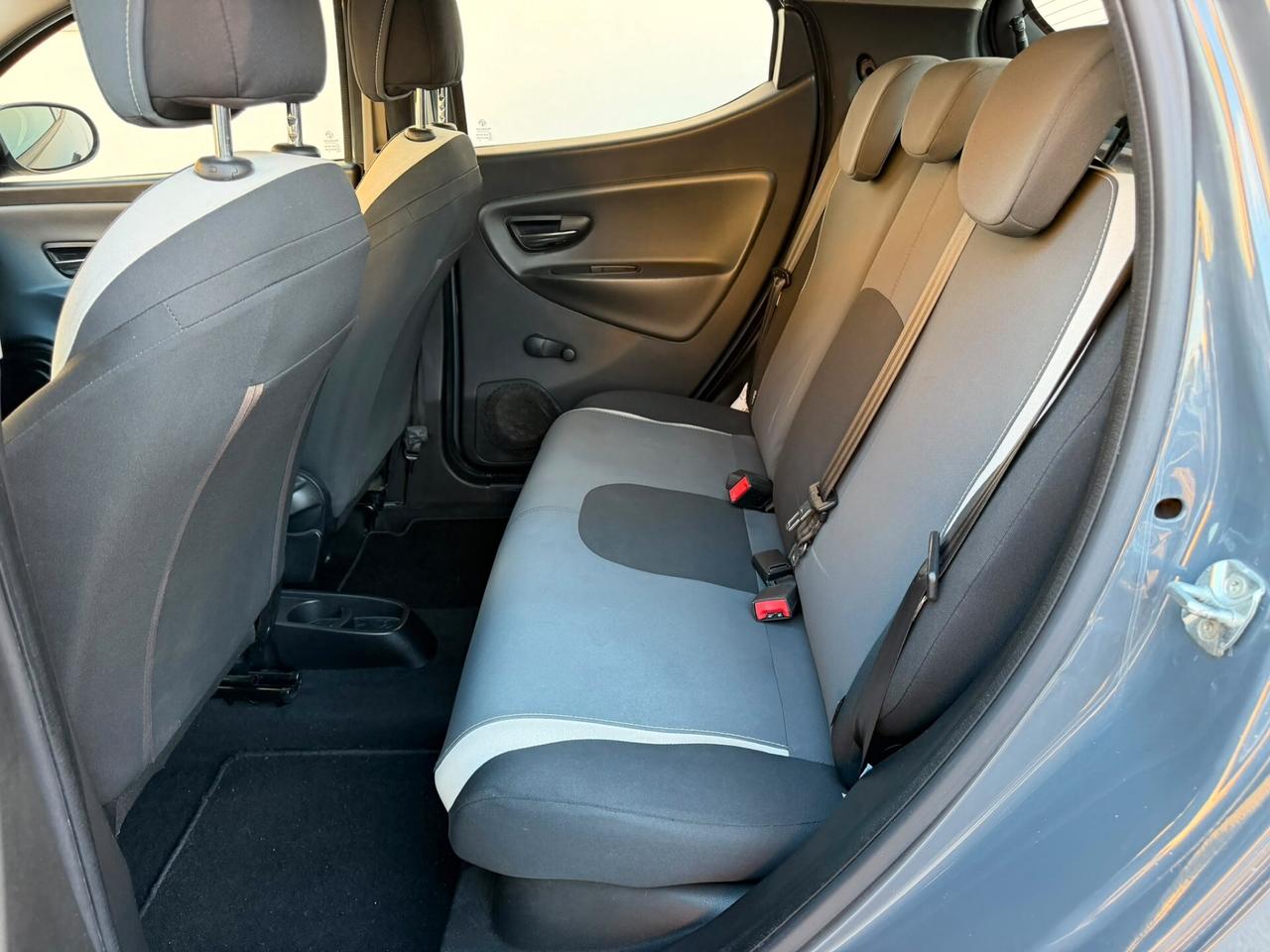 Lancia Ypsilon 1.3 MJT 95 CV Platinum 78000km