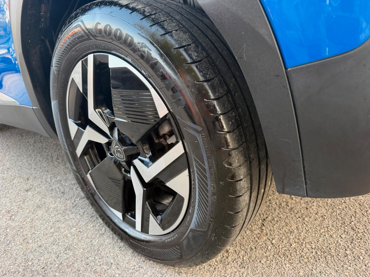 Peugeot 2008 BlueHDi 130 S&S EAT8 Allure 2024