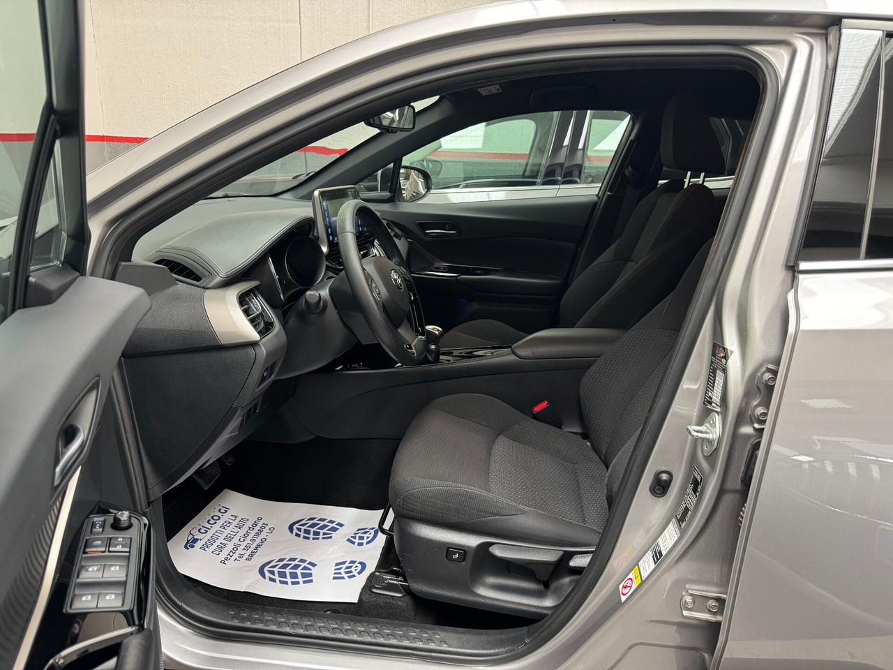 Toyota C-HR 1.8 Hybrid E-CVT Trend