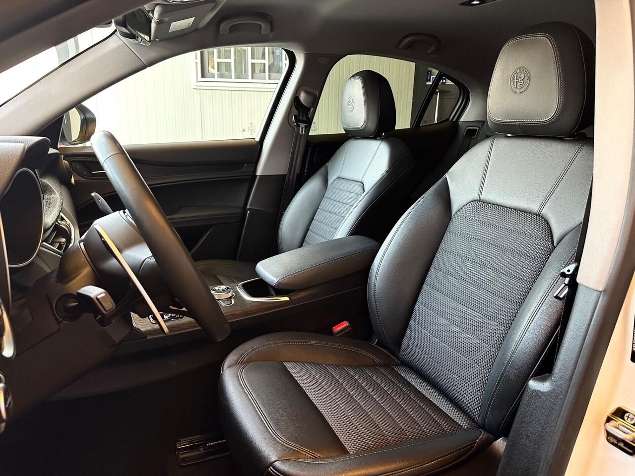 Alfa Romeo Stelvio Super 2.2 Turbodiesel 190 Cv