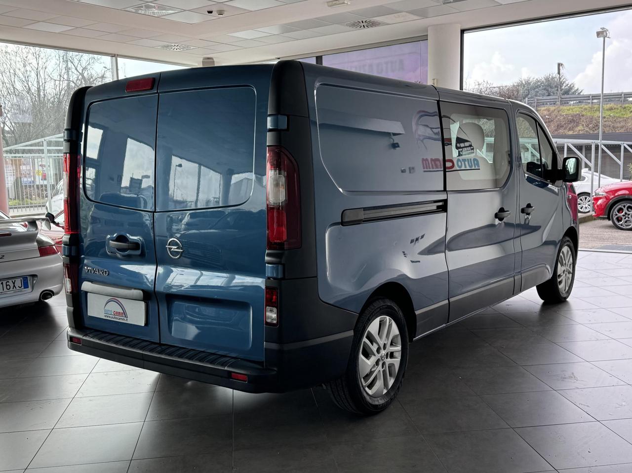 OPEL Vivaro 29 L2H1 d.cab 1.6 cdti 120cv 6posti IVA INCL.