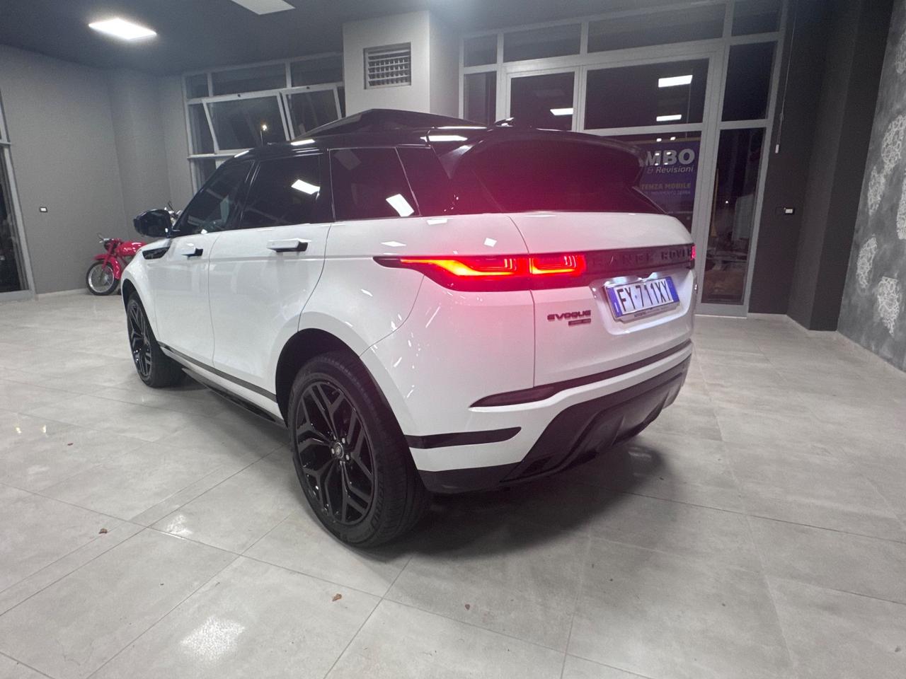 LAND ROVER EVOQUE 2.0 SD4 180CV HYBRID + TETTO APRIBILE