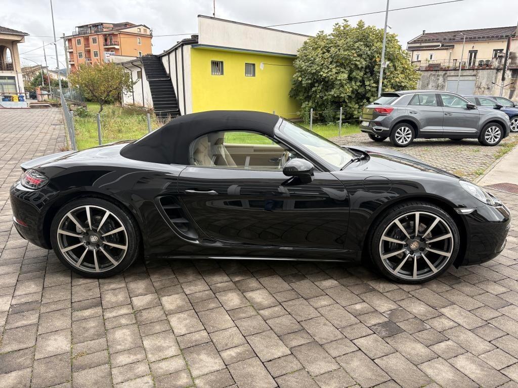 Porsche 718 Boxster 2.0 300cv pdk