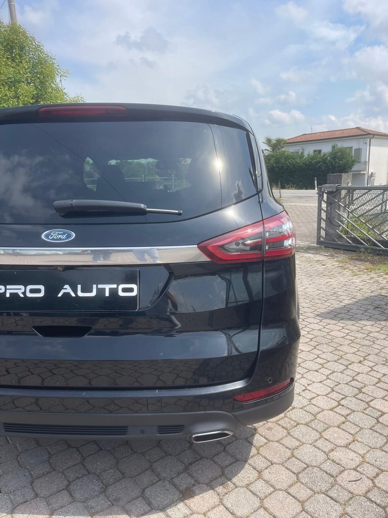 Ford S-Max 2.0 TDCi 180CV S&S Powershift AWD Titanium Business