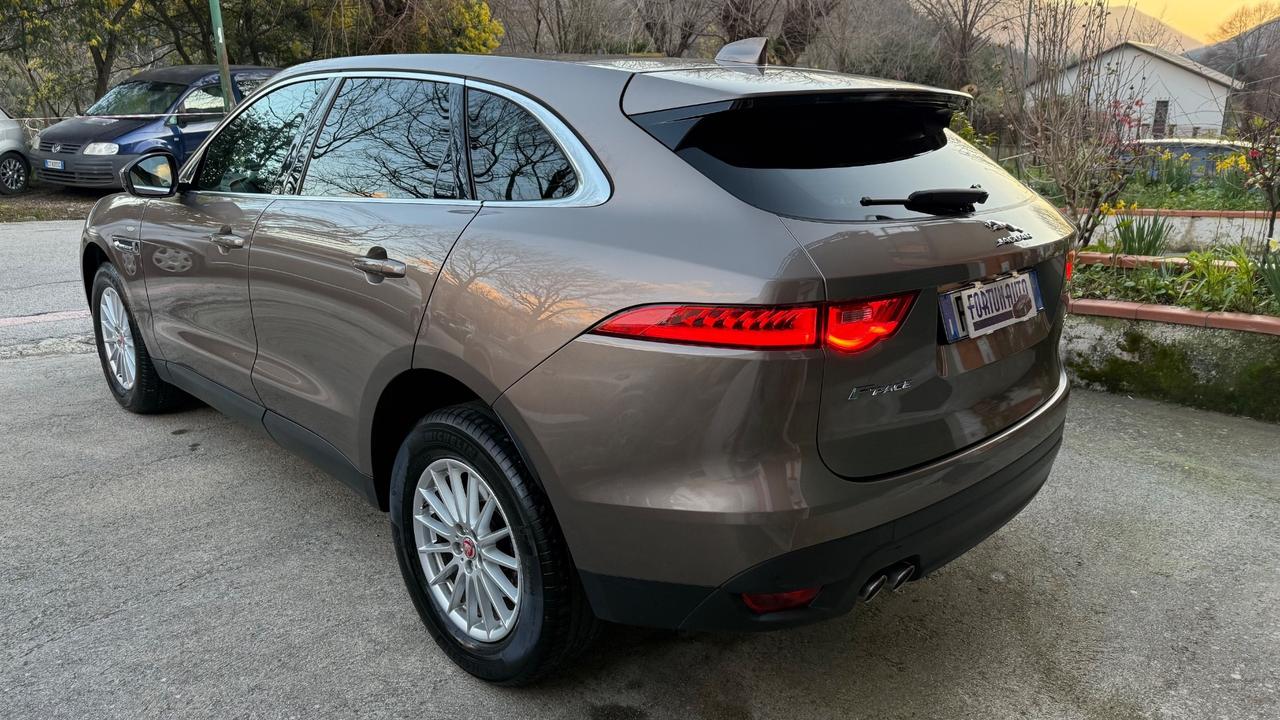 Jaguar F-Pace 2.0 D 180 CV AWD aut. Prestige