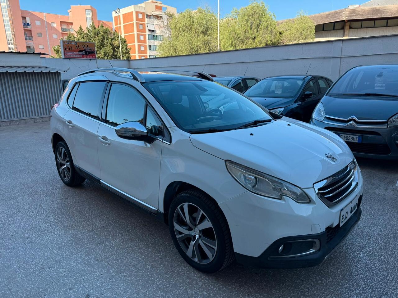 Peugeot 2008 1.6 Diesel Tetto panoramico