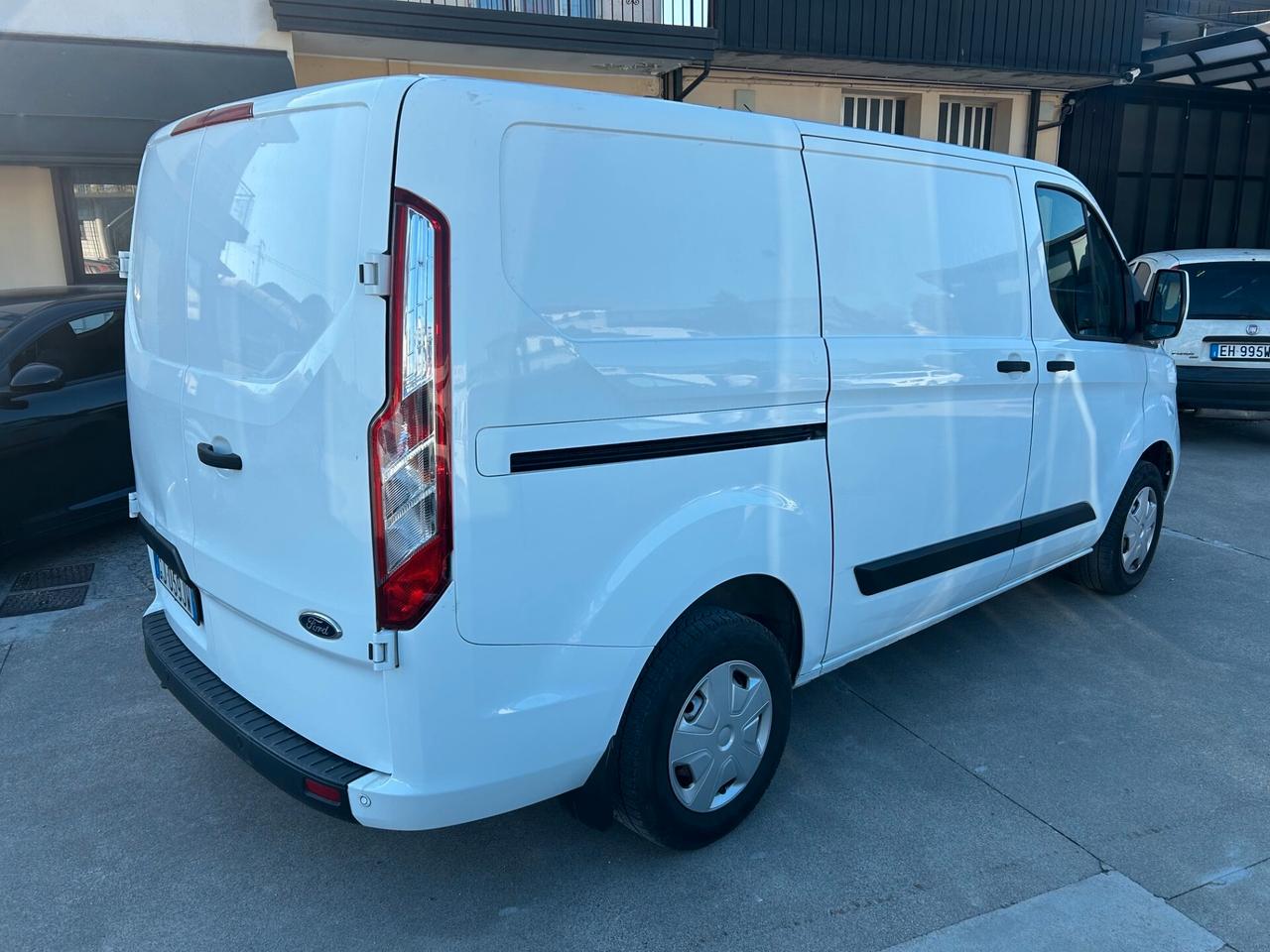 Ford Transit Custom 300 2.0 EcoBlue 130 Furgone Trend
