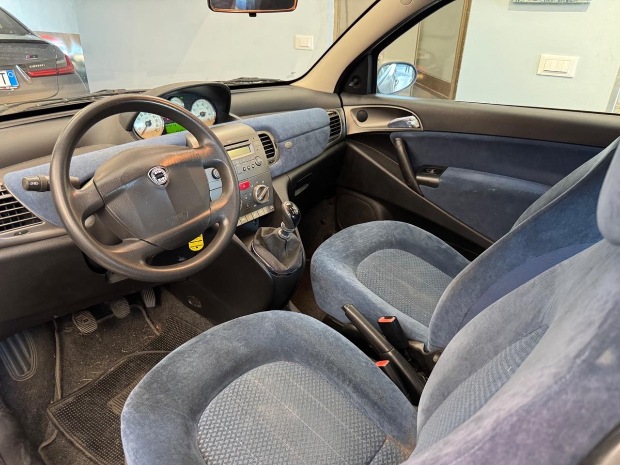 Lancia Ypsilon 1.2 frizione nuova dimostrabile in fattura