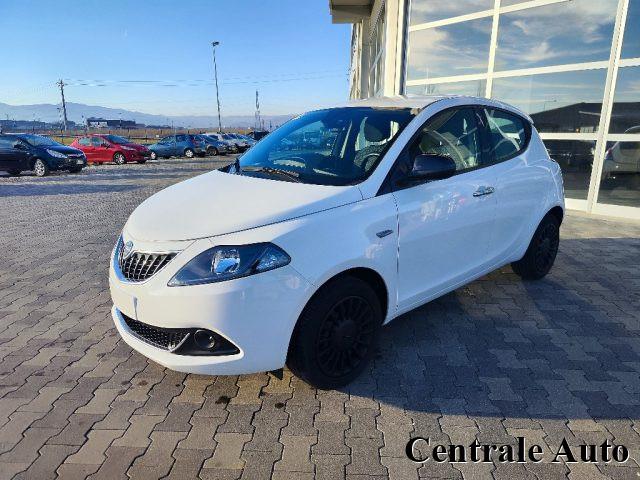 LANCIA Ypsilon 1.0 FireFly 5 porte S&S Hybrid Ecochic Gold