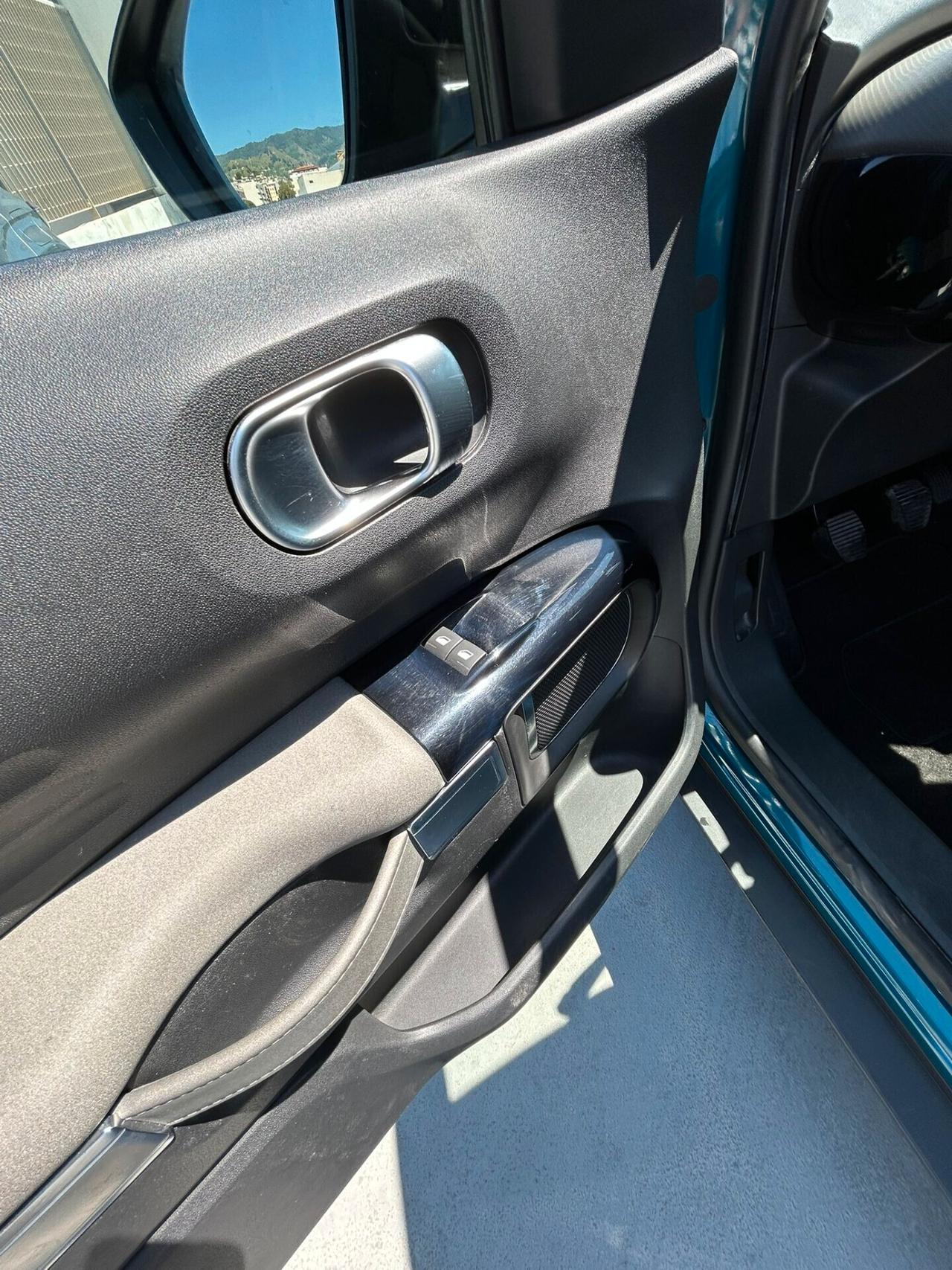 Citroen C4 Cactus BlueHDi 100 S&S Shine Pack